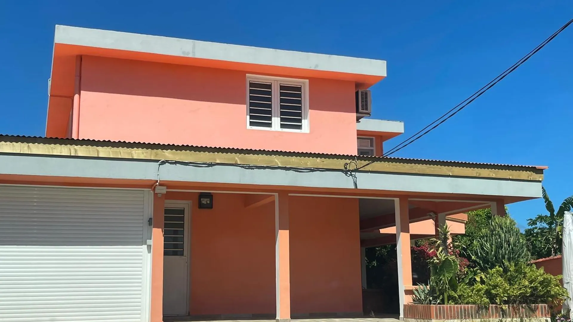 Villa Norah T4 Duplex Familiale Avec Piscine Le Robert Martinique